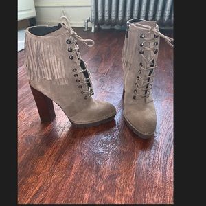 Kennth Cole Fringe “Distress “fall boots